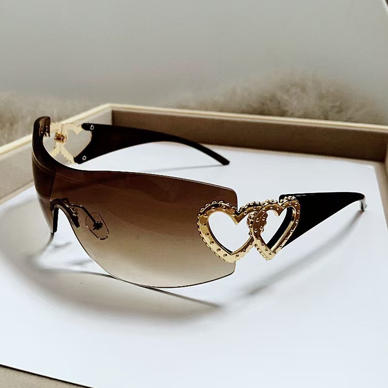 Photography Fashion - Nouvelles Lunettes de Soleil Tendance pour