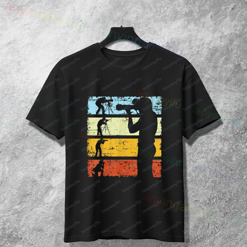 T-shirt graphique rétro sur le - Photography Graphic Design avis et prix