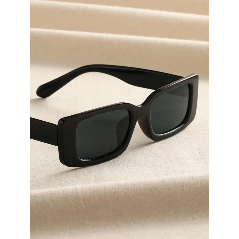 1 paire de lunettes de soleil  - Photography Fashion avis et prix